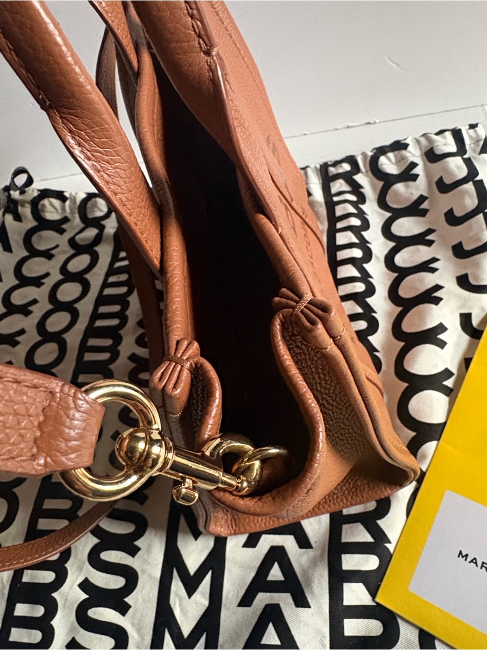 Authentic Marc Jacobs The Tote Bag in Brown - Leather Top-Handle Shoulder Bag - Picture 8 of 16